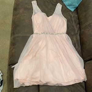 Great condition pink tulle and fabric formal dress only work twice